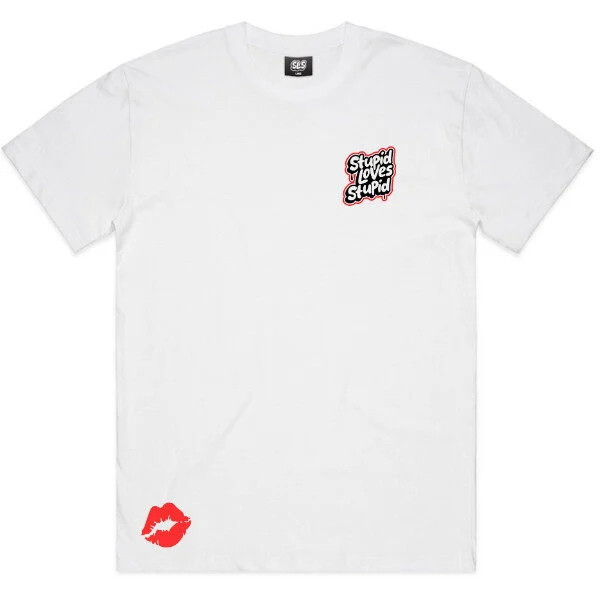 RWB Red Flags & Lip Gloss Outback Heavy Tee